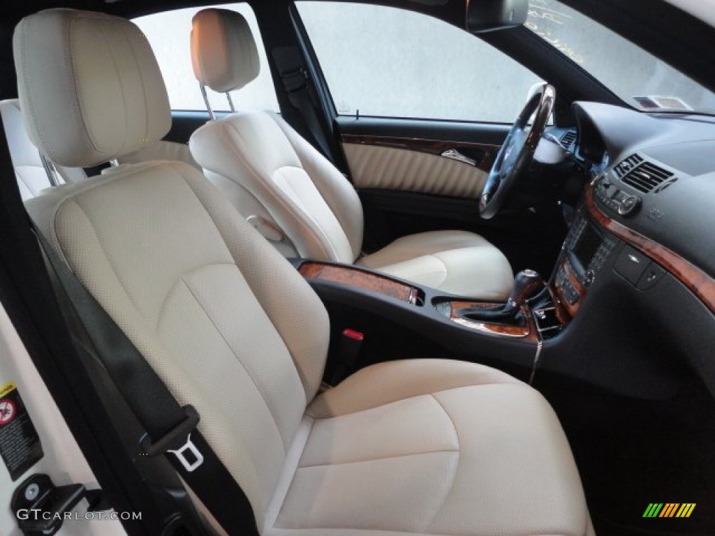 2008 Mercedes-Benz E 550 4Matic Sedan Interior Color Photos