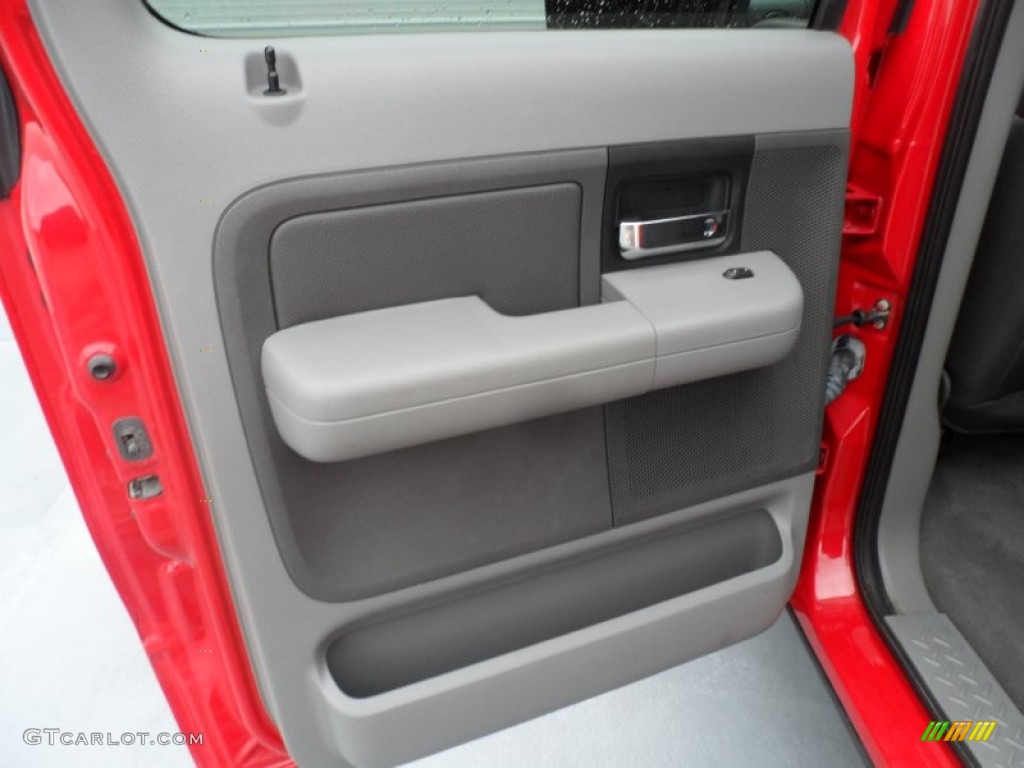 2004 F150 XLT SuperCrew - Bright Red / Medium/Dark Flint photo #24