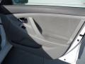 Super White - Camry LE Photo No. 24