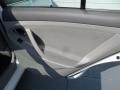 Super White - Camry LE Photo No. 27