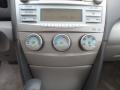 Super White - Camry LE Photo No. 38