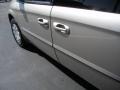 2001 Champagne Pearl Chrysler Voyager LX  photo #9