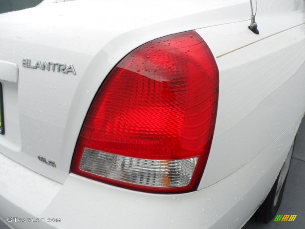 2001 Elantra GLS - Noble White / Beige photo #16