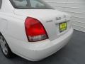 2001 Noble White Hyundai Elantra GLS  photo #19