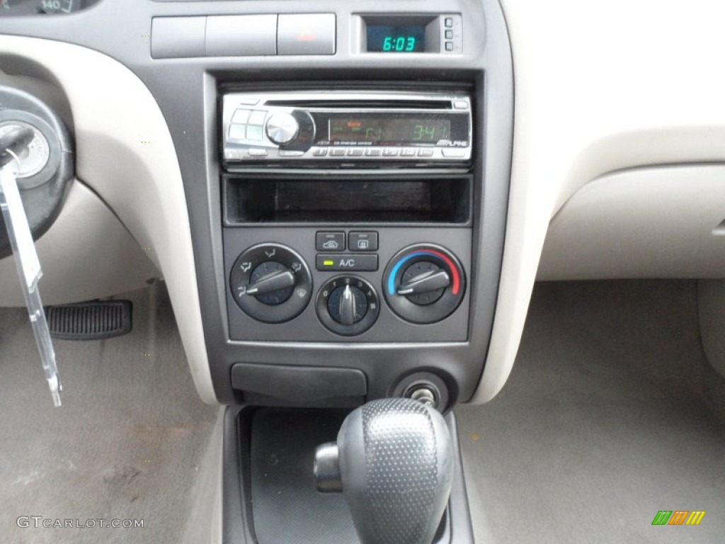 2001 Elantra GLS - Noble White / Beige photo #33