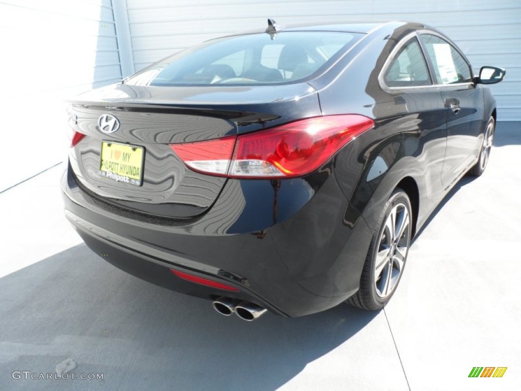 2013 Elantra Coupe SE - Black Noir Pearl / Gray photo #3