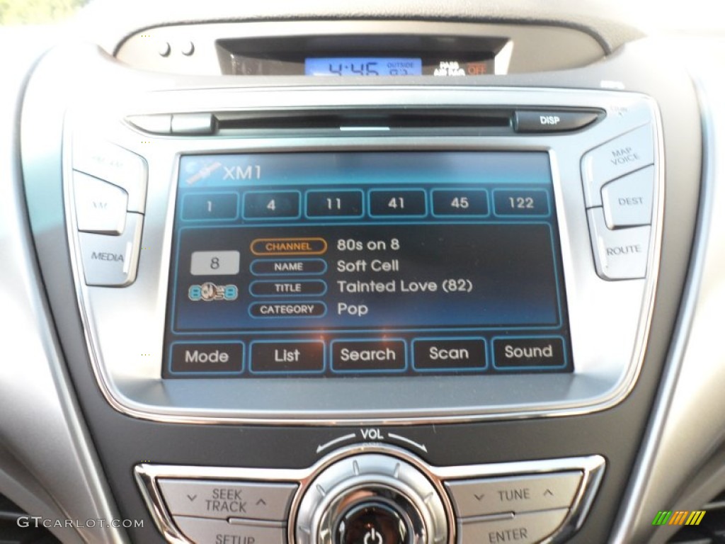2013 Hyundai Elantra Coupe SE Audio System Photo #67811376
