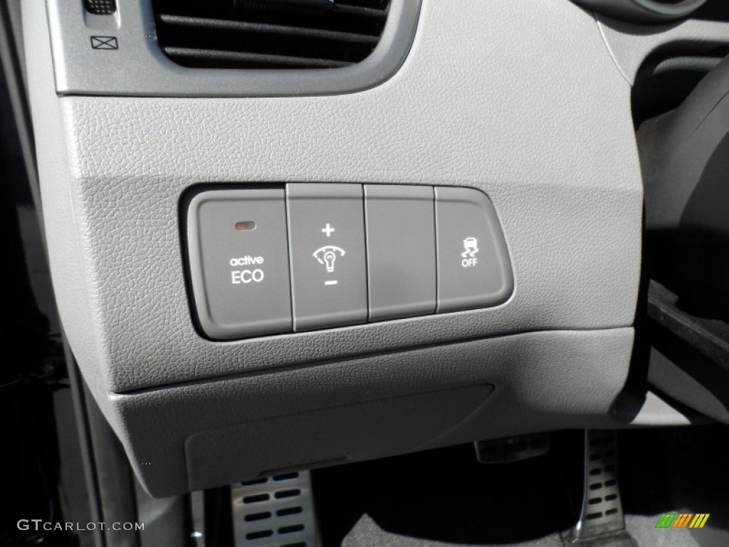 2013 Elantra Coupe SE - Black Noir Pearl / Gray photo #27