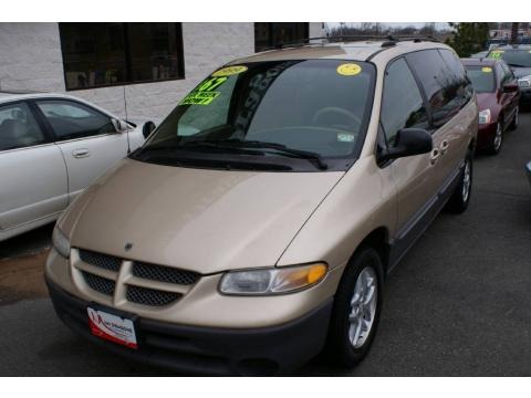 1999 Dodge Grand Caravan LE AWD Data, Info and Specs