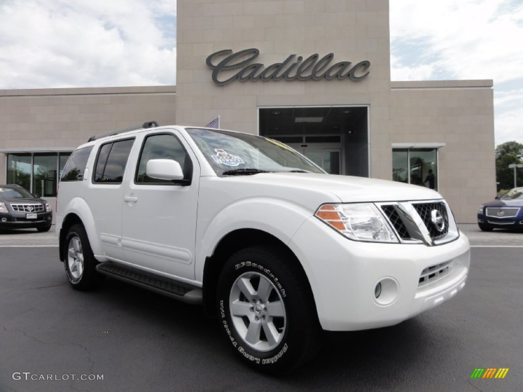 2009 Pathfinder SE 4x4 - White Frost / Cafe Latte photo #6