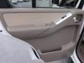 2009 White Frost Nissan Pathfinder SE 4x4  photo #26