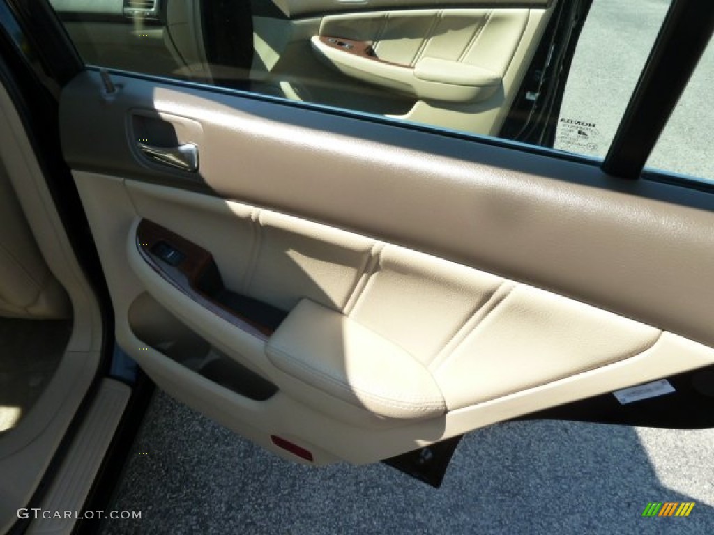 2006 Accord EX-L Sedan - Nighthawk Black Pearl / Ivory photo #14