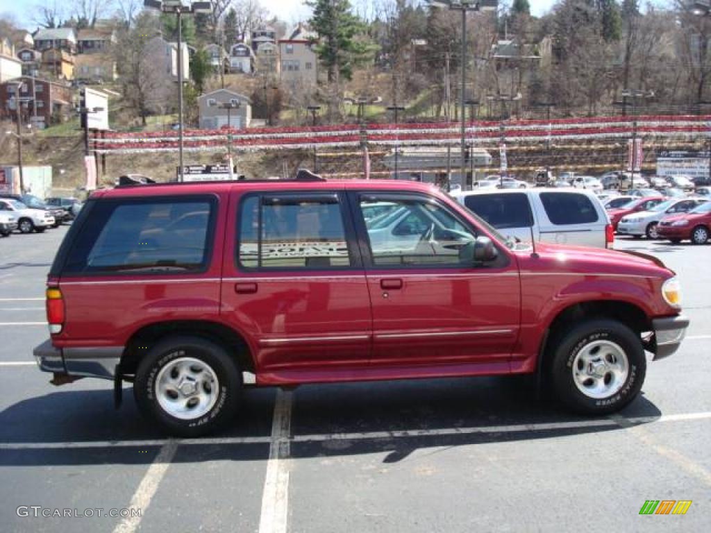 1995 Explorer XLT 4x4 - Vermillion Red / Light Flint photo #5