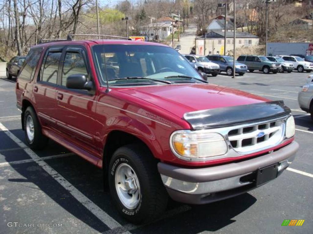 1995 Explorer XLT 4x4 - Vermillion Red / Light Flint photo #6