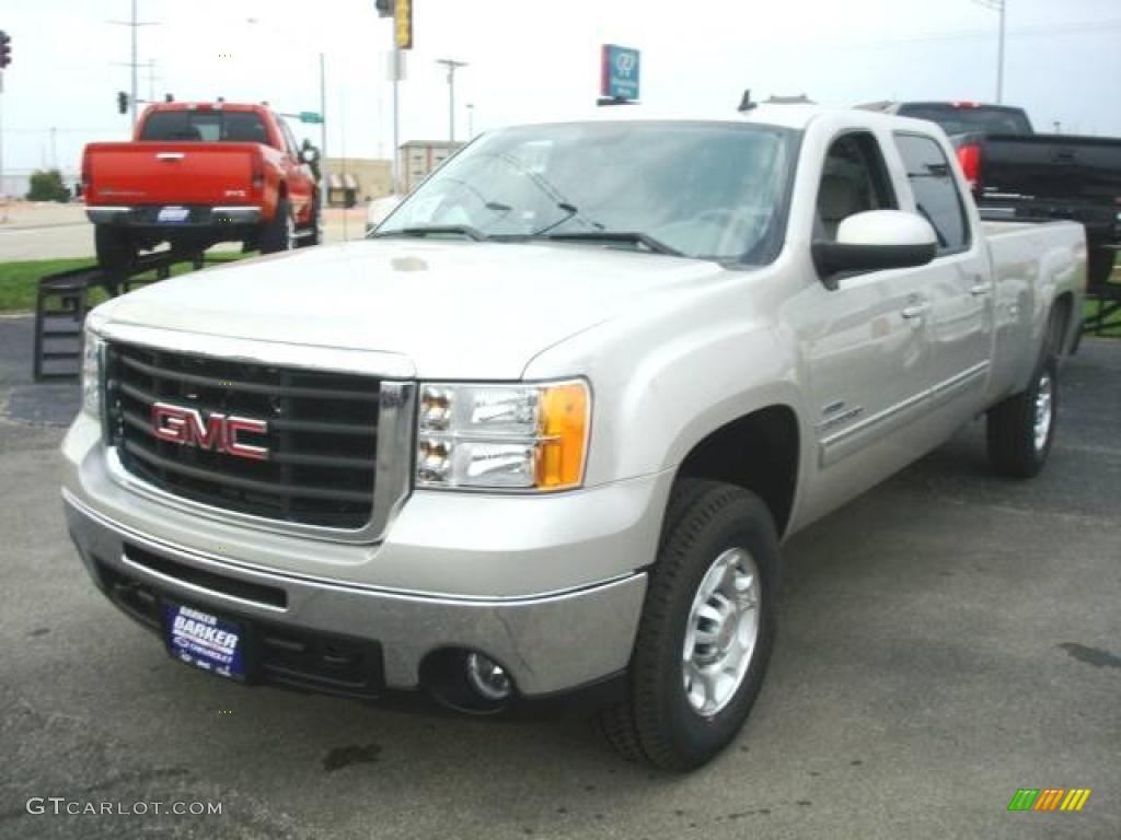 2009 Sierra 3500HD SLT Crew Cab 4x4 - Silver Birch Metallic / Dark Titanium/Light Titanium photo #4