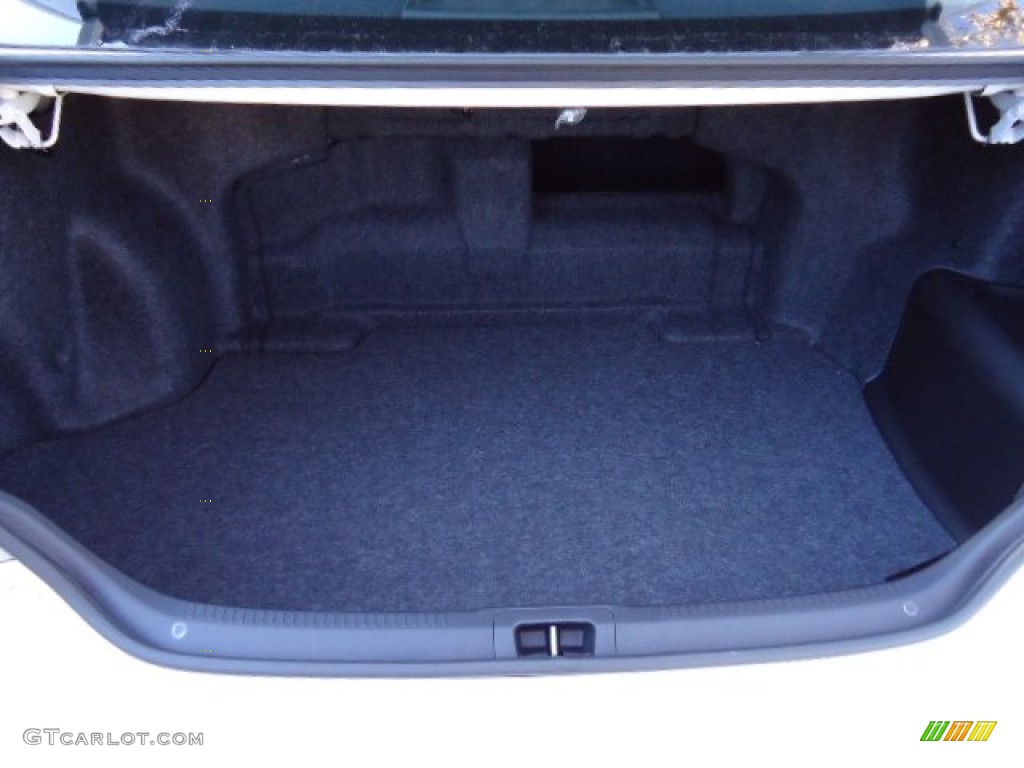 2012 Toyota Camry Hybrid XLE Trunk Photo #67824636