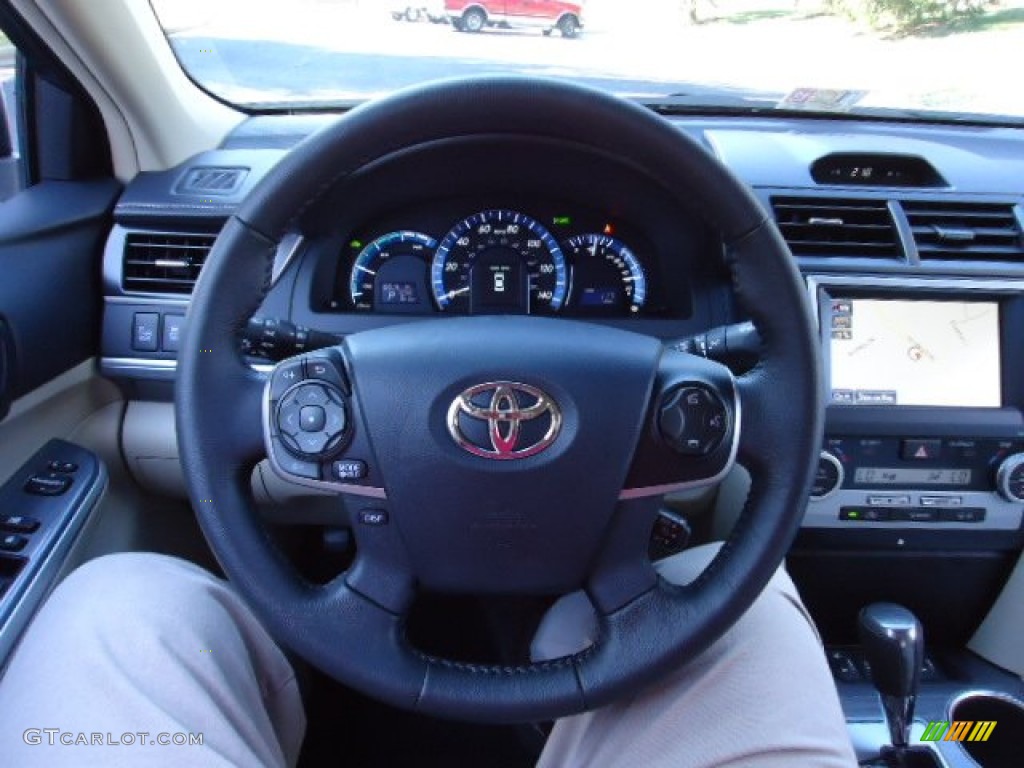 2012 Toyota Camry Hybrid XLE Light Gray Steering Wheel Photo #67824669
