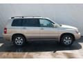 2005 Sonora Gold Pearl Toyota Highlander V6  photo #10