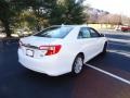 Super White - Camry Hybrid XLE Photo No. 7