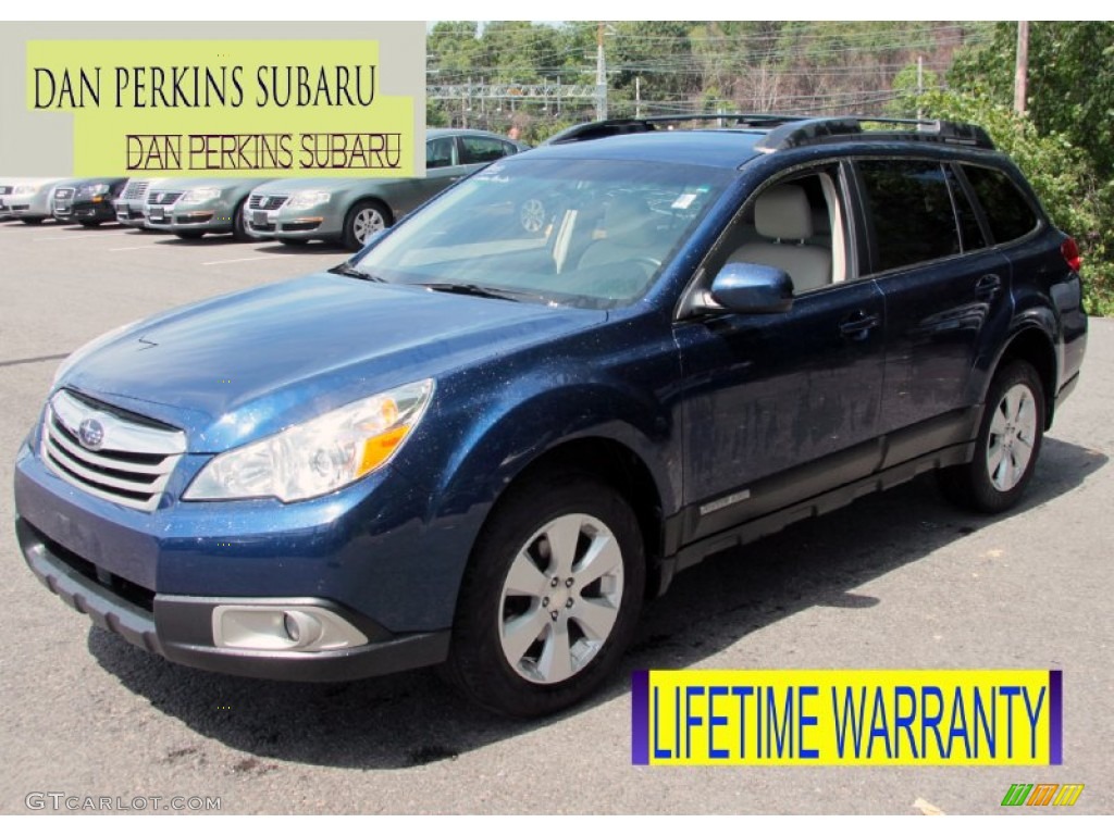 2011 Outback 2.5i Premium Wagon - Azurite Blue Pearl / Warm Ivory photo #1