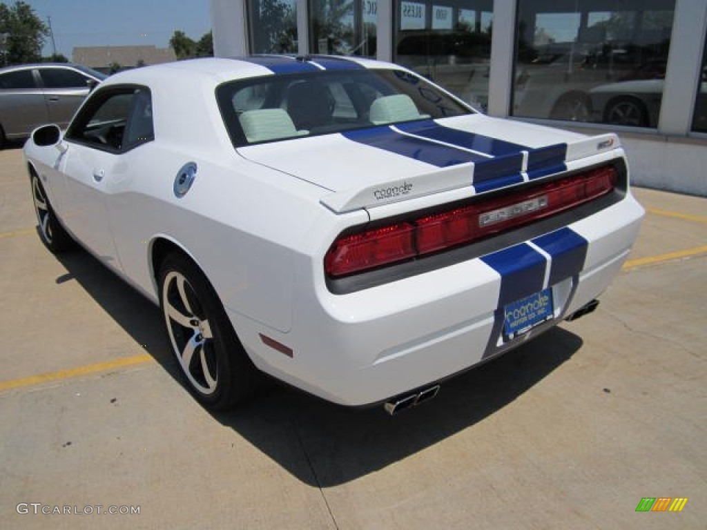 2011 Challenger SRT8 392 Inaugural Edition - Bright White / Pearl White/Blue photo #4