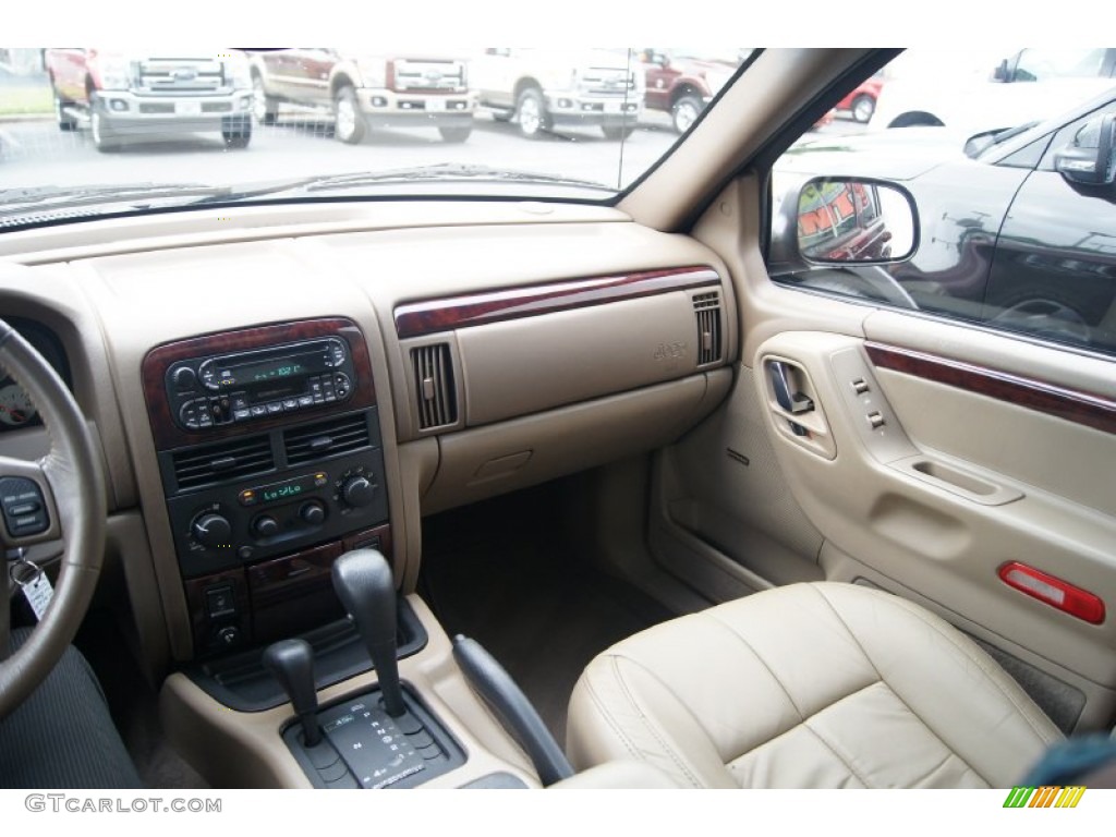 2001 Grand Cherokee Limited 4x4 - Sienna Pearl / Taupe photo #40