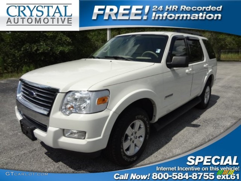2008 Explorer XLT - White Suede / Camel photo #1
