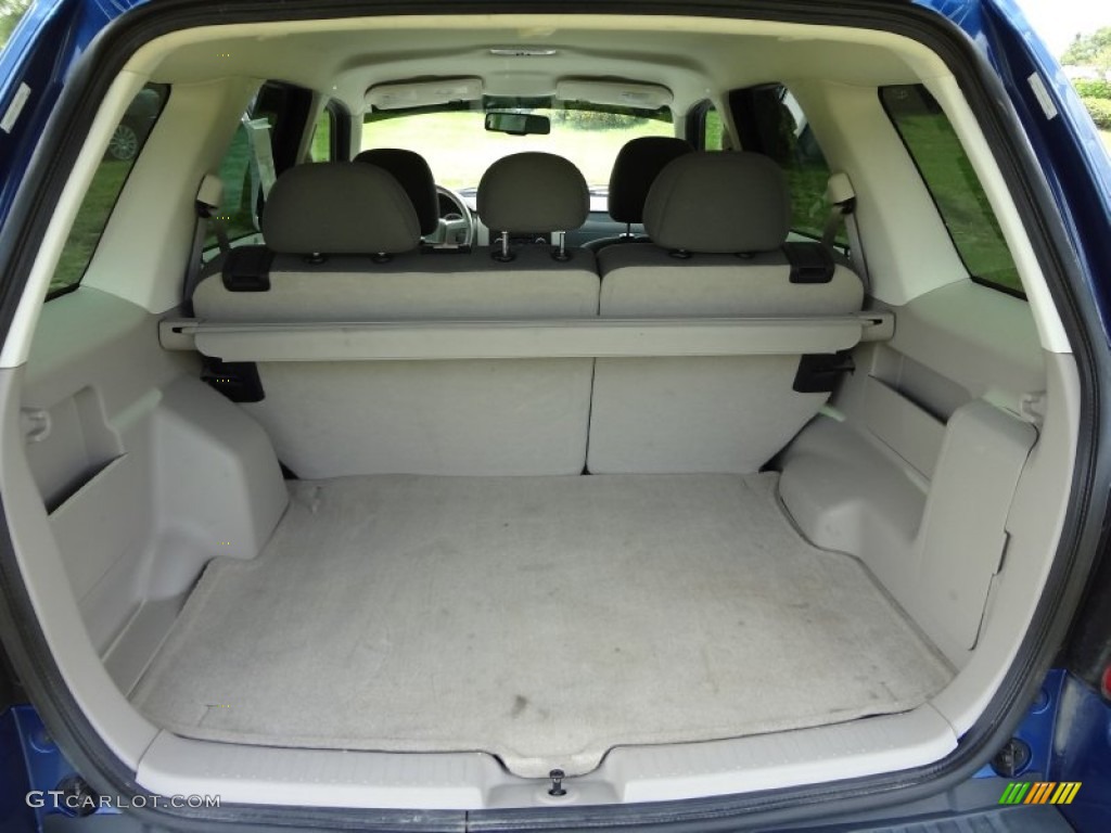 2008 Ford Escape XLS Trunk Photos