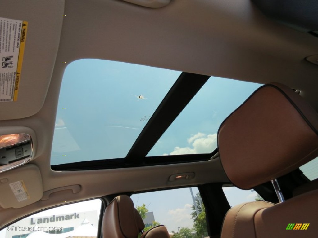 2012 Jeep Grand Cherokee Overland Summit 4x4 Sunroof Photos
