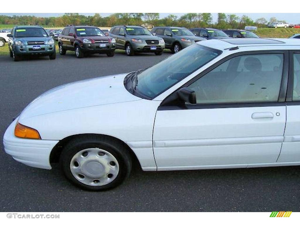 1994 Escort LX Sedan - Oxford White / Grey photo #9