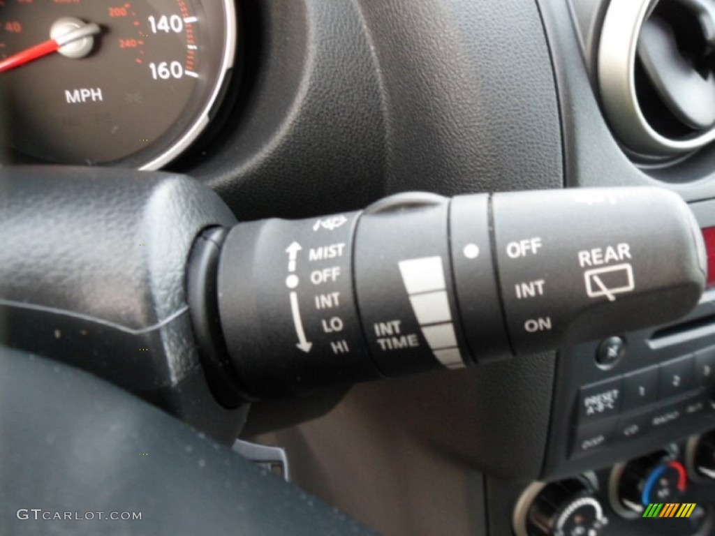 2010 Nissan Rogue AWD Krom Edition Controls Photo #67839008