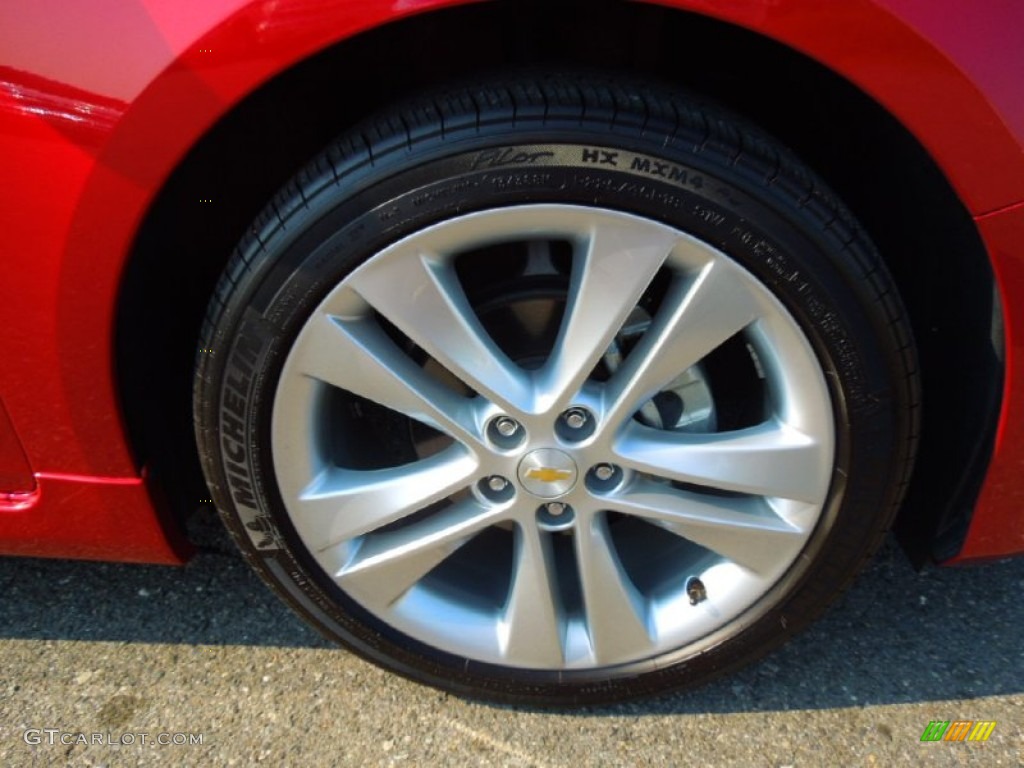 2011 Chevrolet Cruze LTZ/RS Wheel Photos