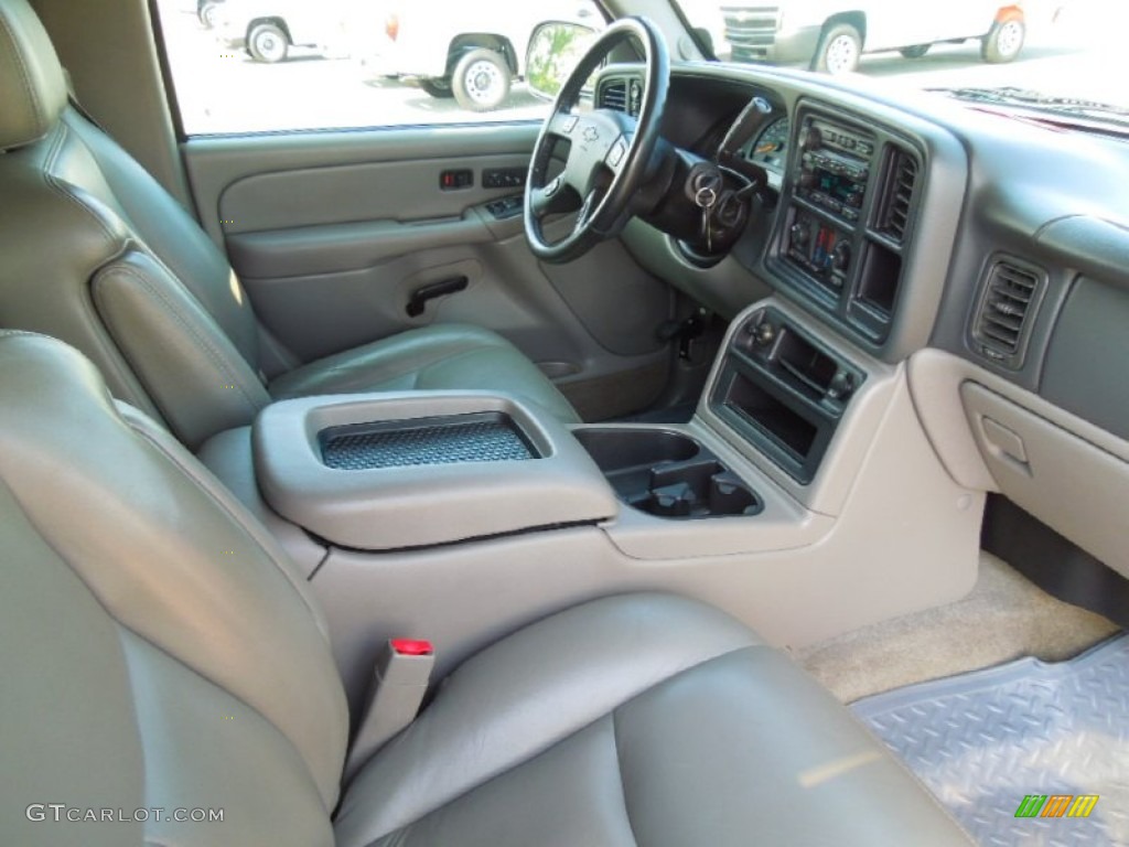 2005 Suburban 1500 Z71 4x4 - Summit White / Tan/Neutral photo #25