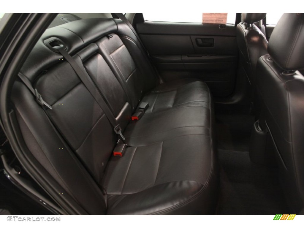 Ebony Black Interior 2005 Ford Taurus SEL Photo #67843082
