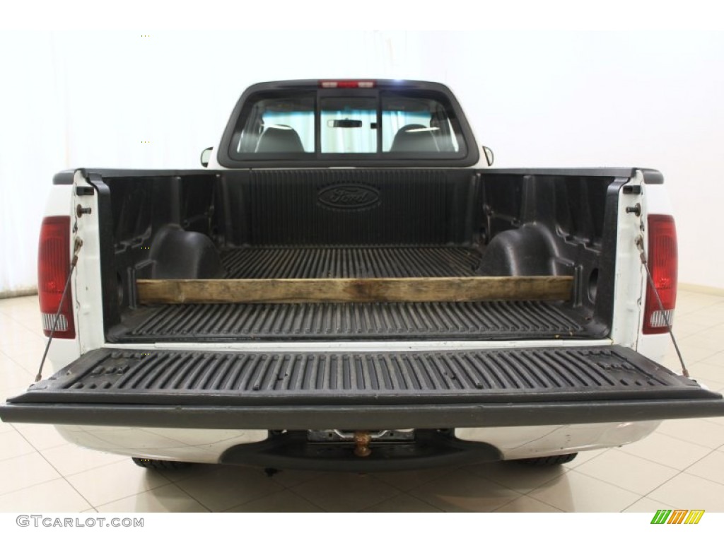 2002 F150 XL Regular Cab - Oxford White / Dark Graphite photo #11