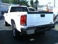 Summit White - Sierra 3500HD Regular Cab 4x4 Photo No. 5