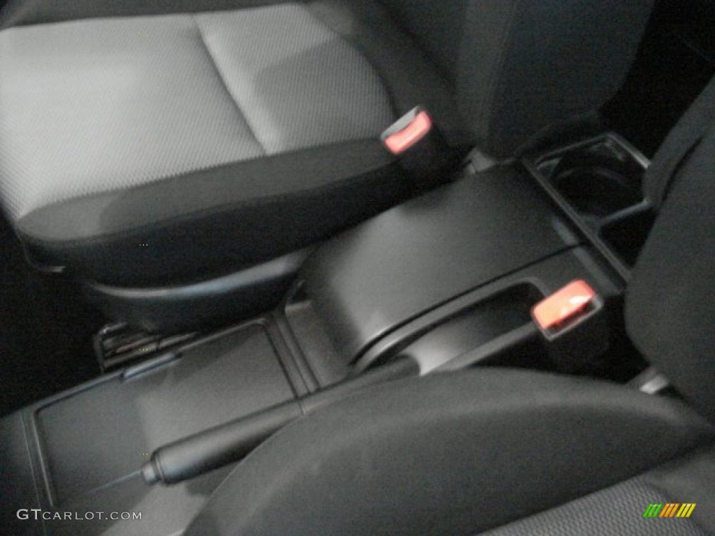 2006 MAZDA5 Sport - Whitewater Pearl / Black photo #23