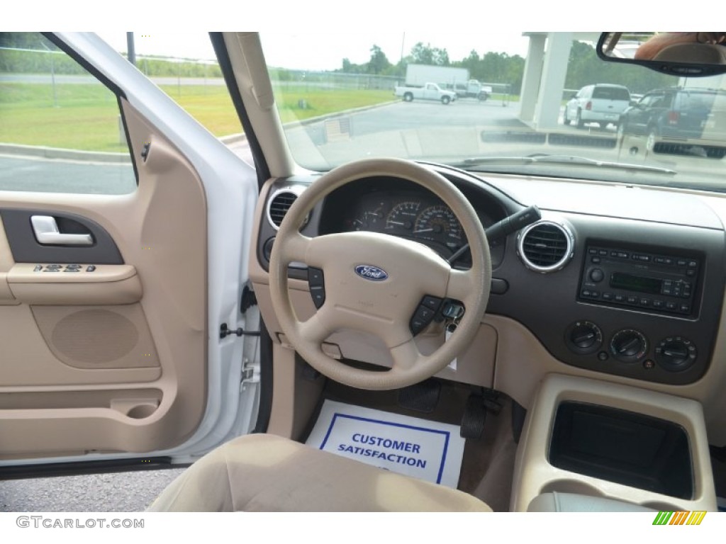 2003 Expedition XLT - Oxford White / Medium Parchment photo #15
