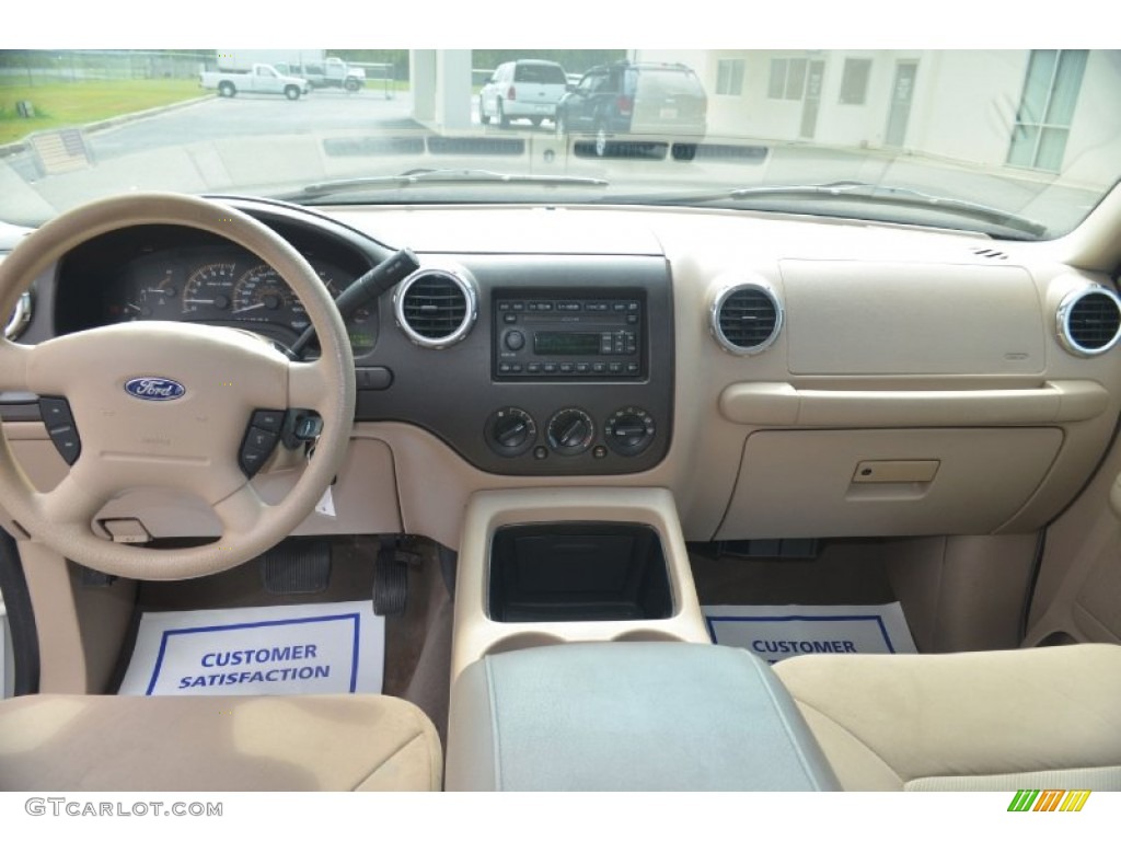 2003 Expedition XLT - Oxford White / Medium Parchment photo #16