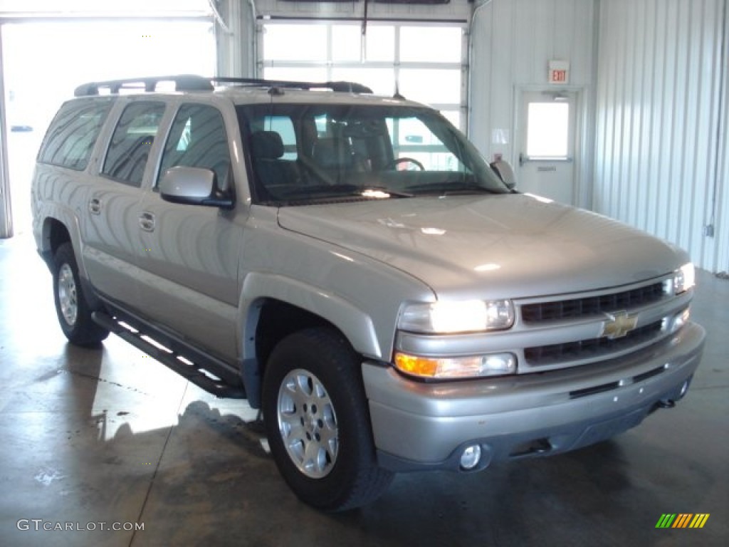 2005 Suburban 1500 Z71 4x4 - Sandstone Metallic / Tan/Neutral photo #3