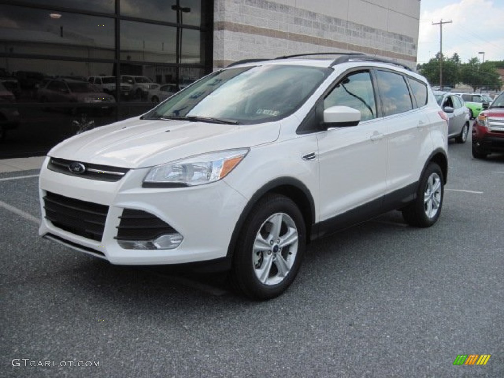 2013 Escape SE 2.0L EcoBoost 4WD - White Platinum Metallic Tri-Coat / Medium Light Stone photo #2