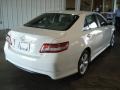 Super White - Camry SE Photo No. 6