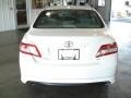Super White - Camry SE Photo No. 7