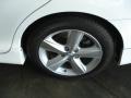 Super White - Camry SE Photo No. 9