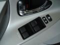 Super White - Camry SE Photo No. 17