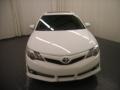Super White - Camry SE Photo No. 2