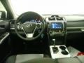 Super White - Camry SE Photo No. 7