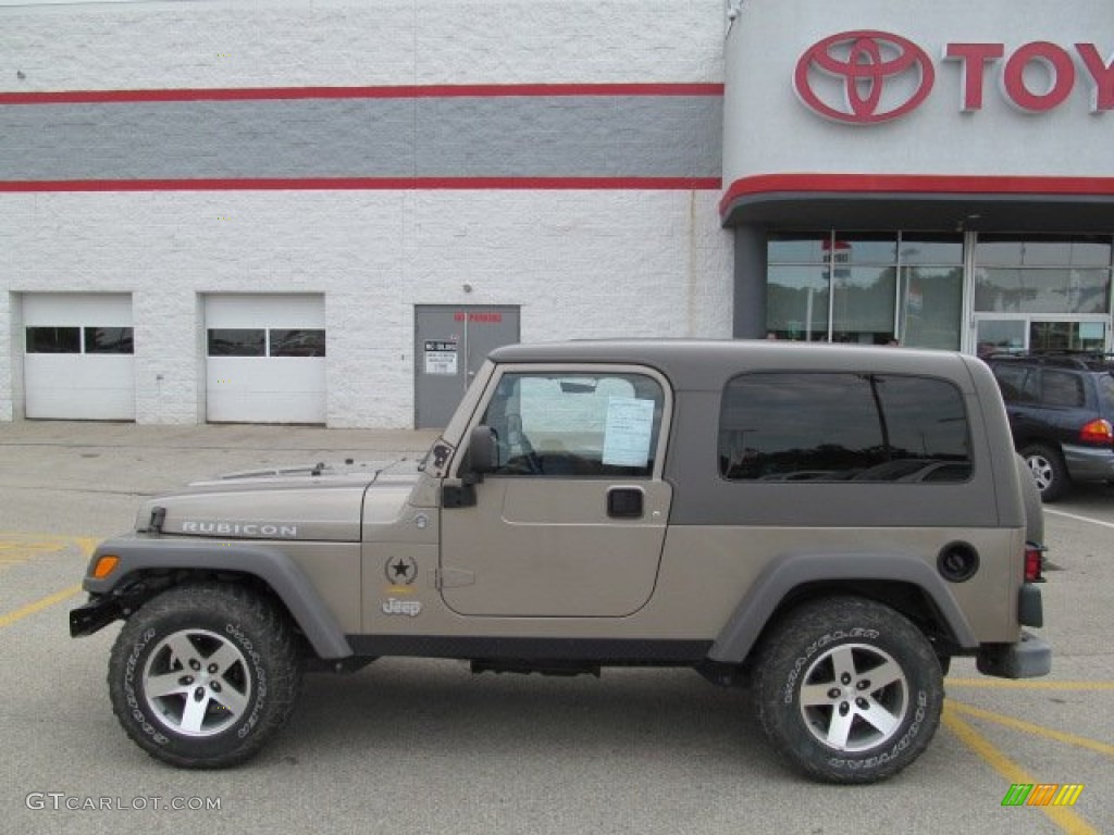 Light Khaki Metallic 2005 Jeep Wrangler Unlimited Rubicon Sahara 4x4 Exterior Photo #67857460
