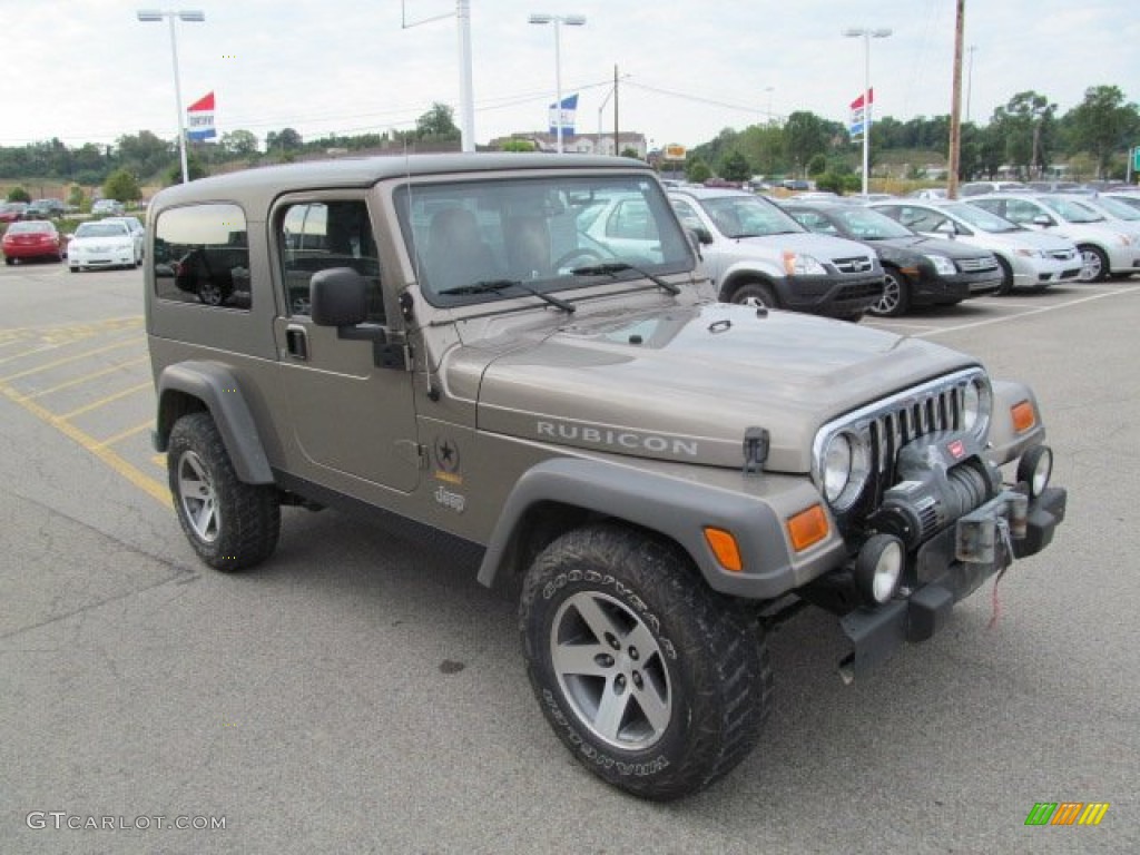 Light Khaki Metallic 2005 Jeep Wrangler Unlimited Rubicon Sahara 4x4 Exterior Photo #67857481