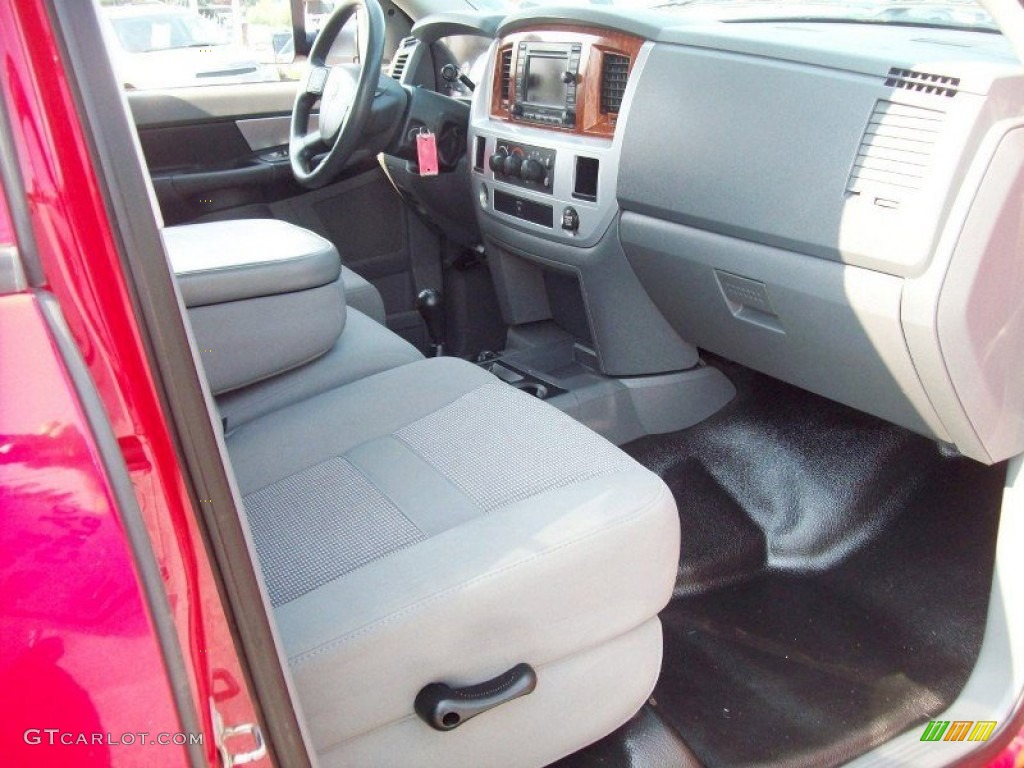 2008 Ram 3500 ST Quad Cab 4x4 Flat Bed - Flame Red / Medium Slate Gray photo #7